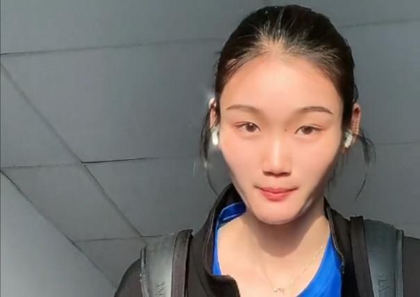 本次释出的剧照展现了能年玲奈饰演的国见飞鸟和搭档藤堂成悟（藤木直人 饰）的相遇。