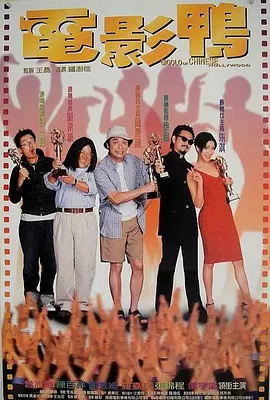 女主娜塔丽穿孔雀长裙似仙子，抹红唇优雅女人范。